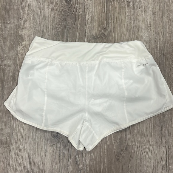 Nike dri-fit running short - Picture 3 of 3